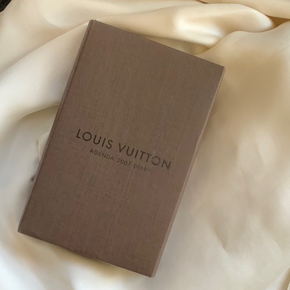 Louis Vuitton Handbags - Louis Vuitton diary agenda refill